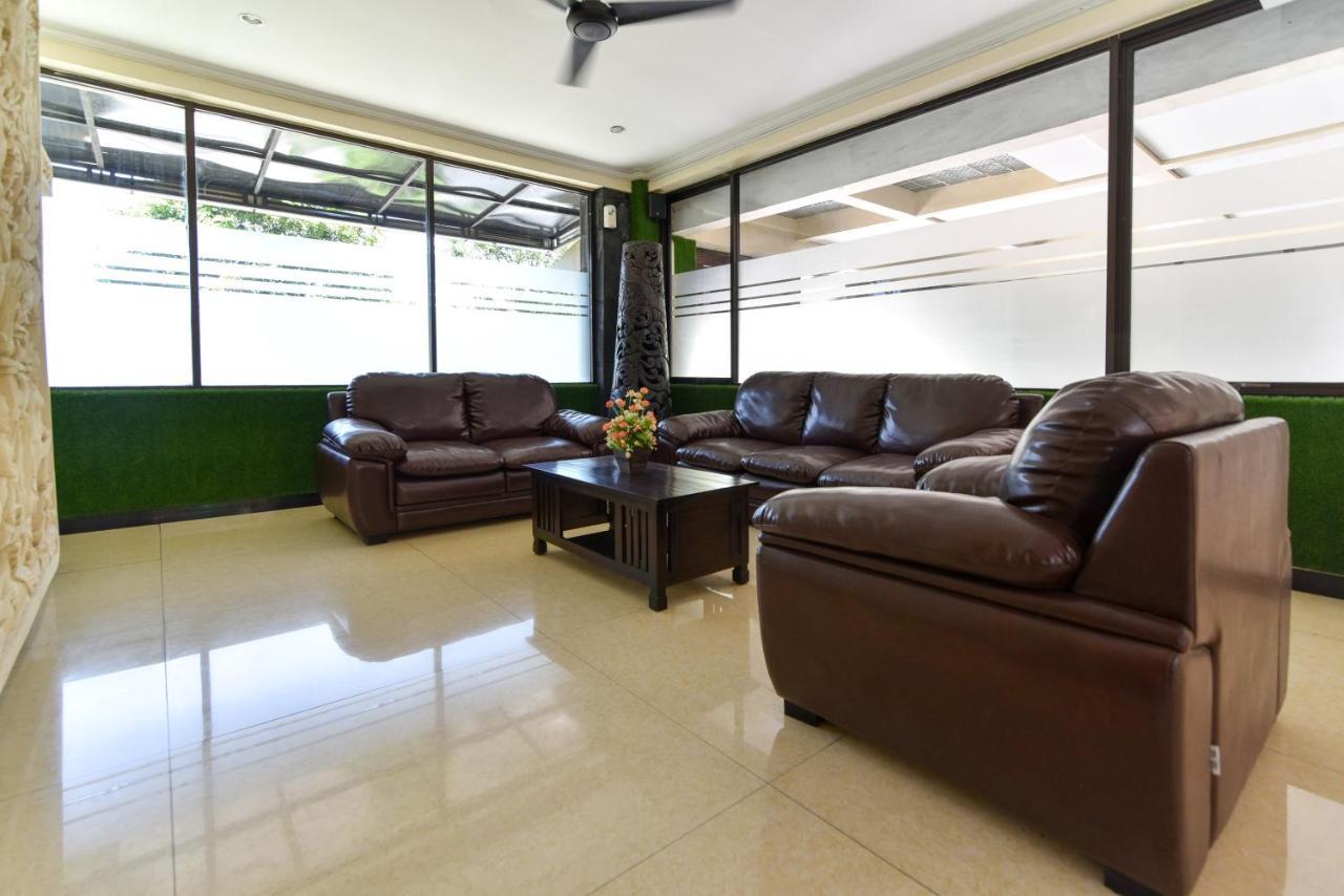 Hotel Reddoorz Near Mall Bali Galeria 2 3*