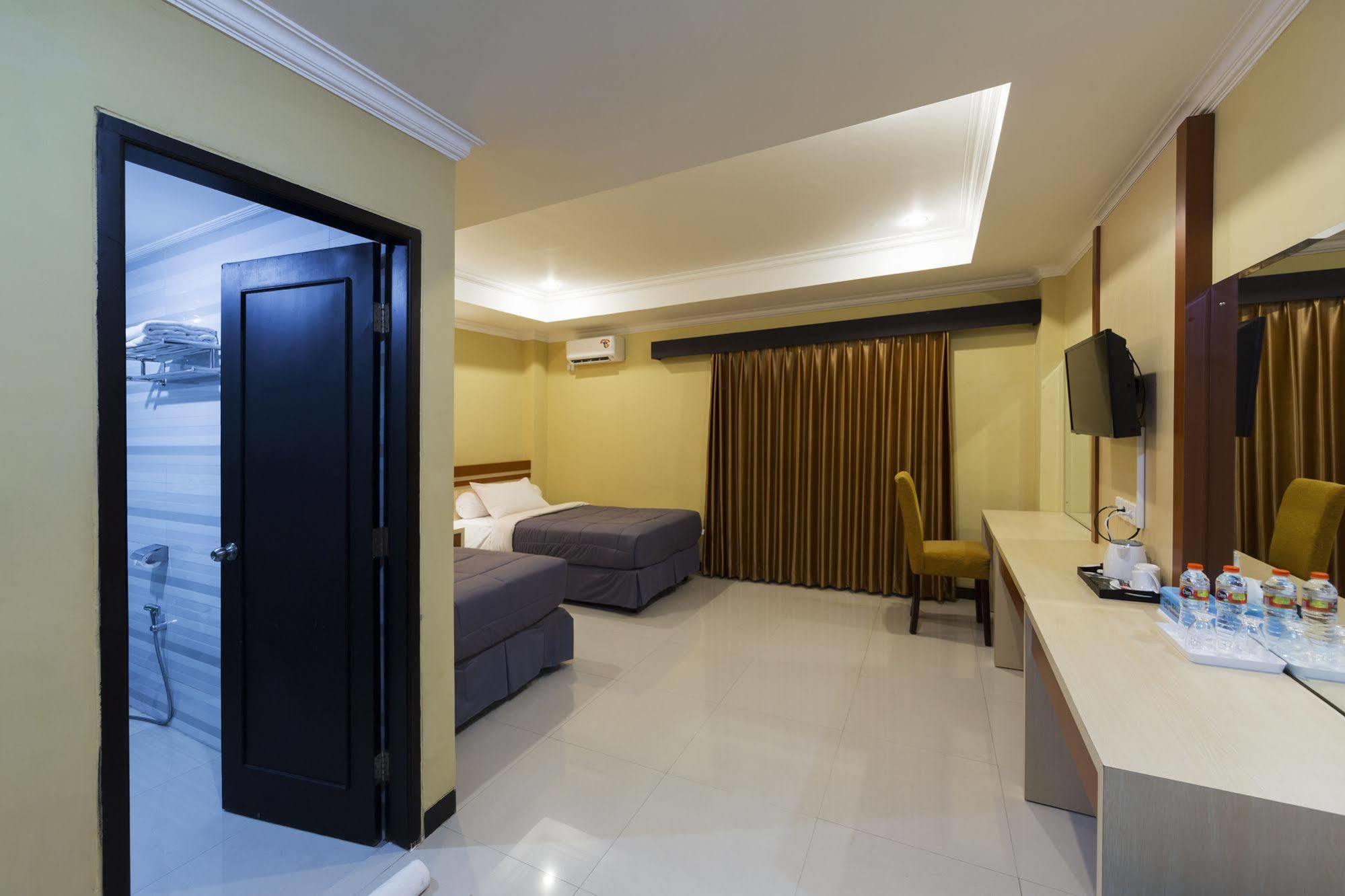 Reddoorz Near Mall Bali Galeria 2 Hotel Denpasar