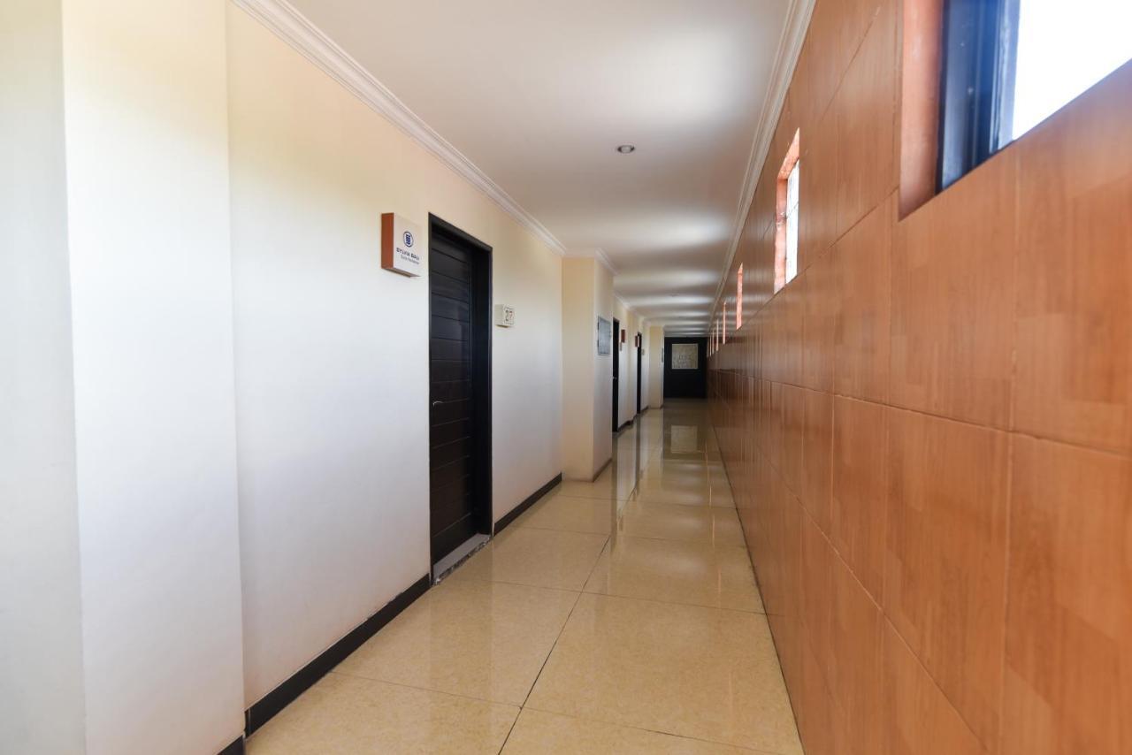 Hotel Reddoorz Near Mall Bali Galeria 2 3*