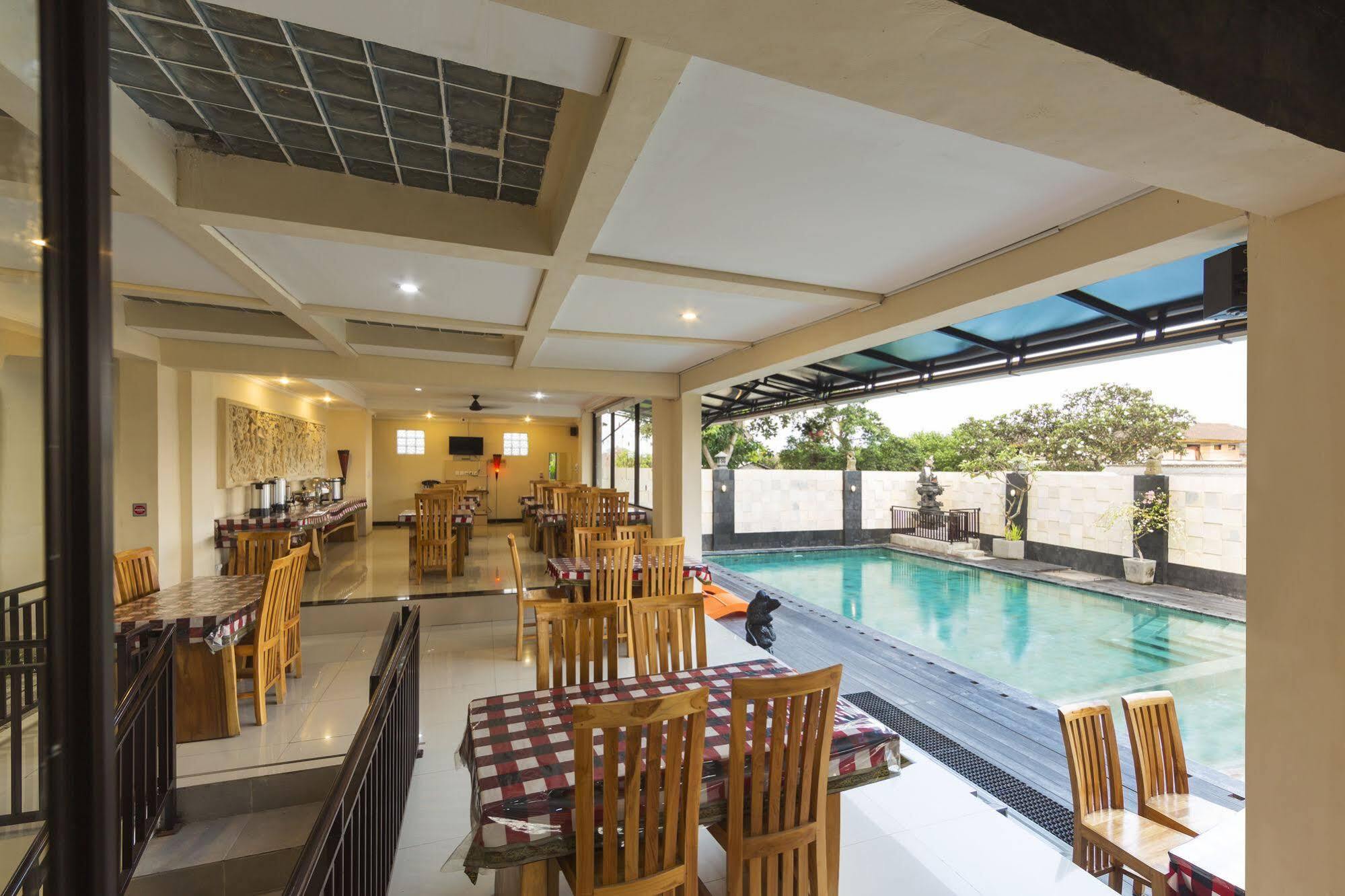 Hotel Reddoorz Near Mall Bali Galeria 2 3*